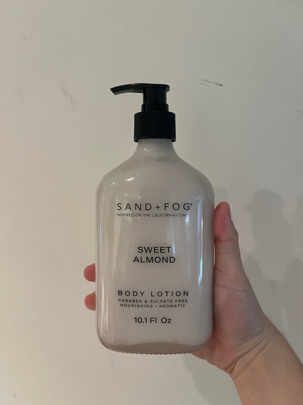 Sand + Fog SWEET ALMOND Body Lotion 10.1 floz